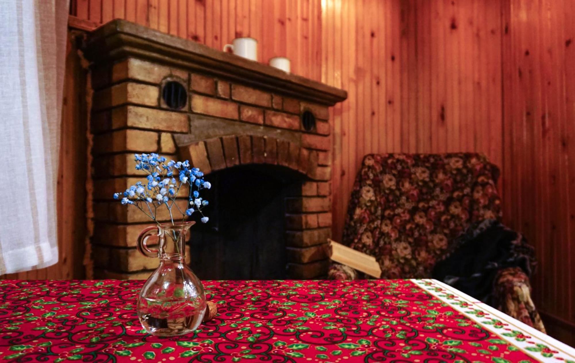 J Square Hostel Tbilisi Ngoại thất bức ảnh